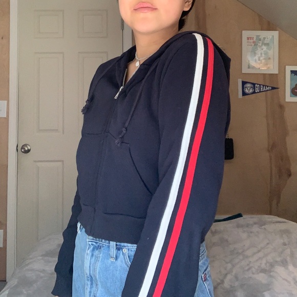 SOLD ON MERCARI - Picture 2 of 6